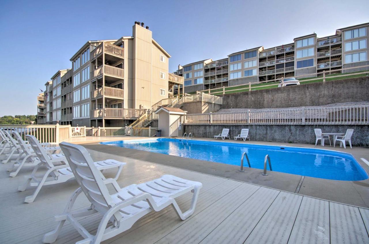 Lakefront Osage Beach Condo With Community Pool Eksteriør billede
