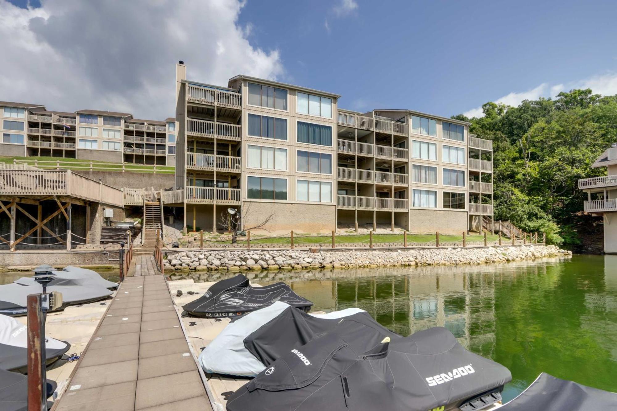 Lakefront Osage Beach Condo With Community Pool Eksteriør billede
