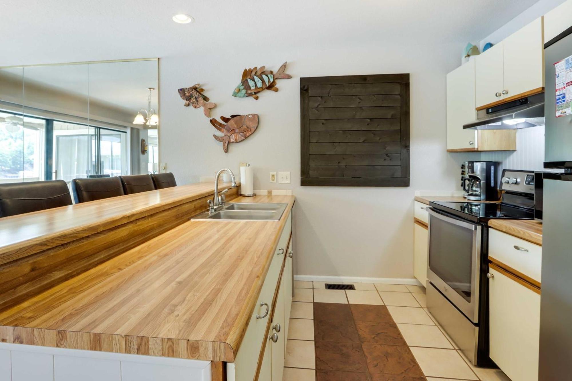 Lakefront Osage Beach Condo With Community Pool Eksteriør billede